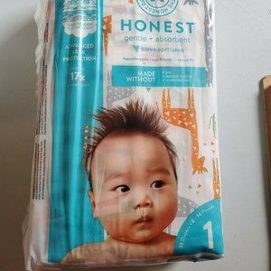 Honest Company Gentle Absorbent Diapers Size 1 NEW 35 Count 8-14 Pounds Holiday
